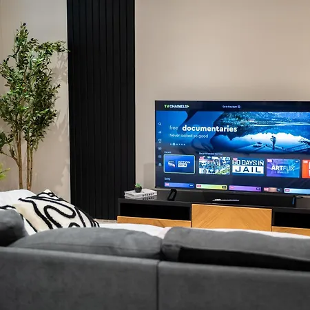 Luxury Leeds Centre Apartment - 2 Bed 2 Bath - Sleeps 6 Apartment Leeds (West Yorkshire)
